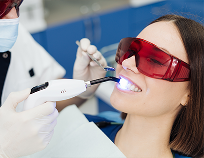 Drs. Kenneth   Robin Rawlinson, LLC | Veneers, Periodontal Treatment and Root Canals