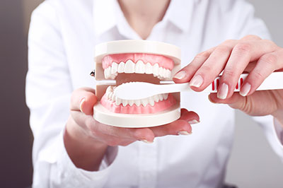 Drs. Kenneth   Robin Rawlinson, LLC | Invisalign reg , Dental Bridges and Dentures
